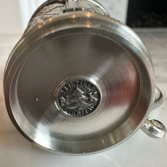 Pewter Souvenir Miniature Cup - Picture 4 of 5